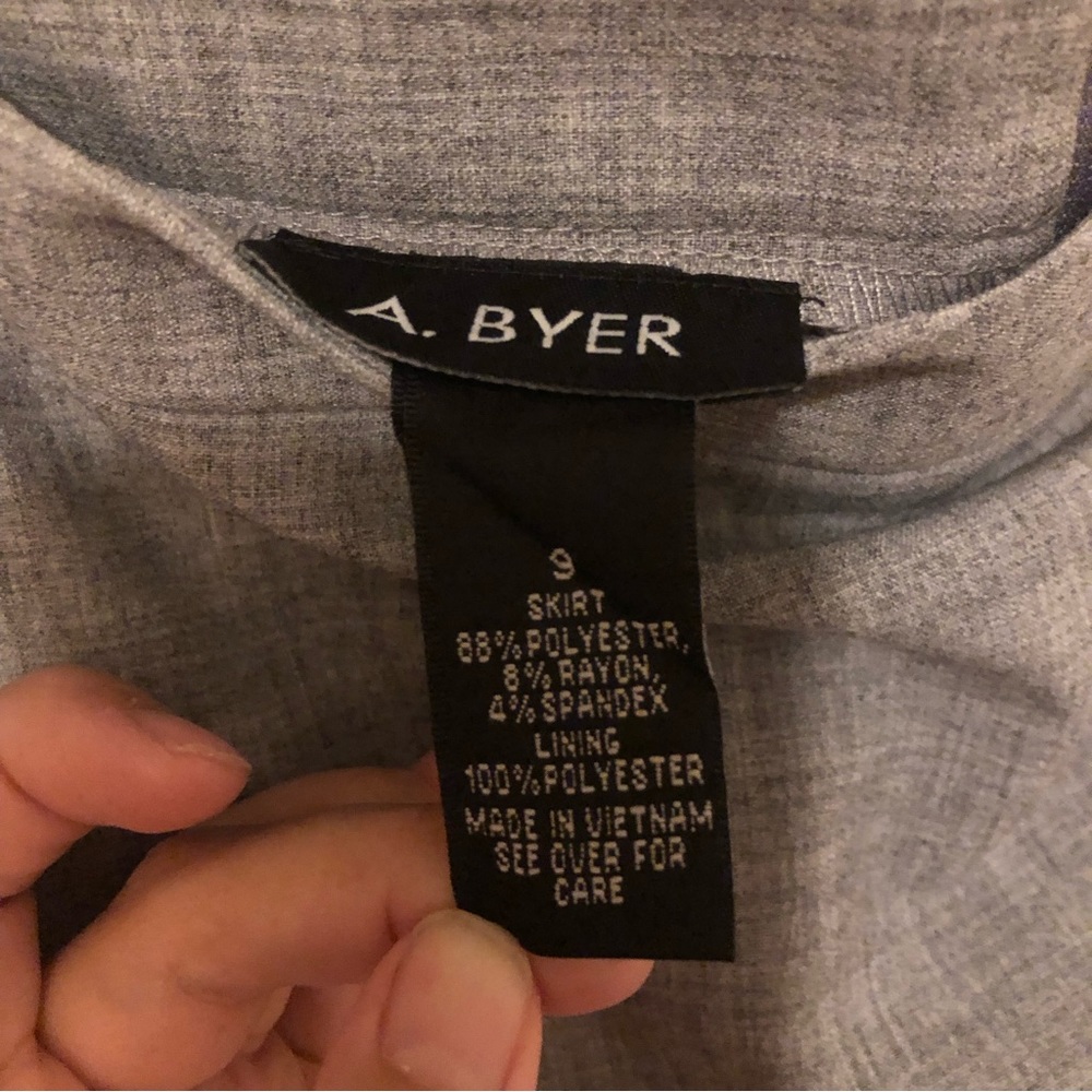 NWT! A. Byer Heather Grey Mini Tulip Skirt - Picture 4 of 6